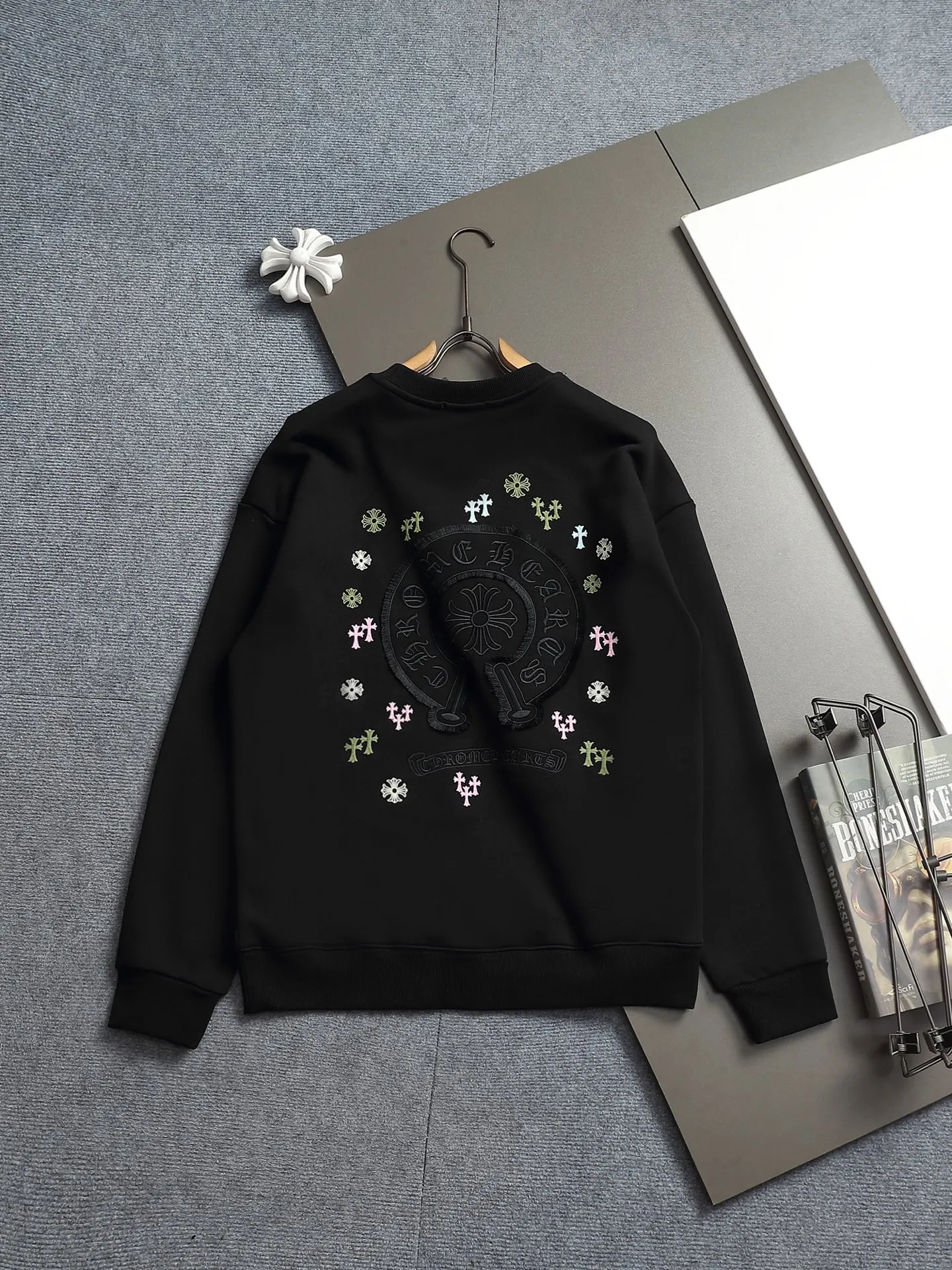 𝗖𝗵𝗿𝗼𝗺𝗲 𝗛𝗲𝗮𝗿𝘁𝘀/ 2026 New Arrival Original 👑 ！ ！ ！ 👍 ✂️Quality , ！ 。 ： ➕100% 。Authentic ➕ ➕3D ➕ ： ！ ！ Authentic ！ Same Style ！ Black White Size：SMLXLXXL